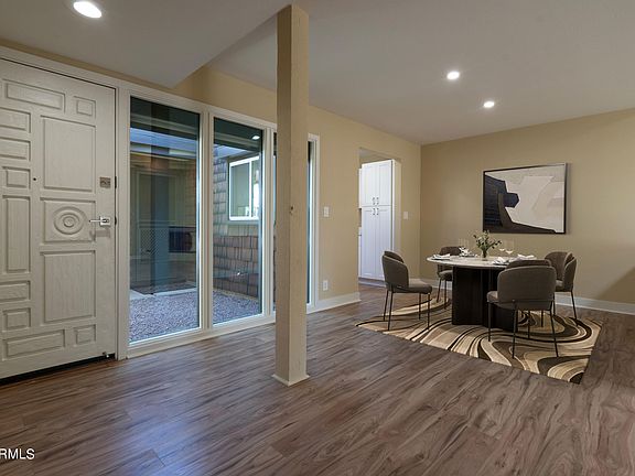 5th image of 6636 N CHATELAINE Place