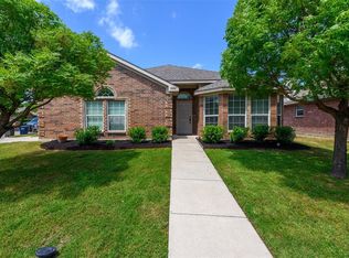 10801 Irish Glen Trl, Fort Worth, TX 76052