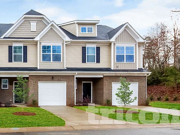 2nd image of 2075 Aragon Ln