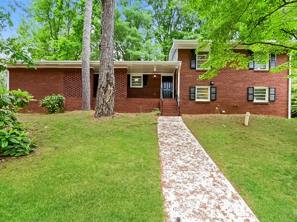 7015 Knollwood Dr, Morrow, GA 30260