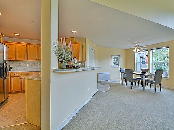 5th image of 22675 NE Alder Crest Dr #202
