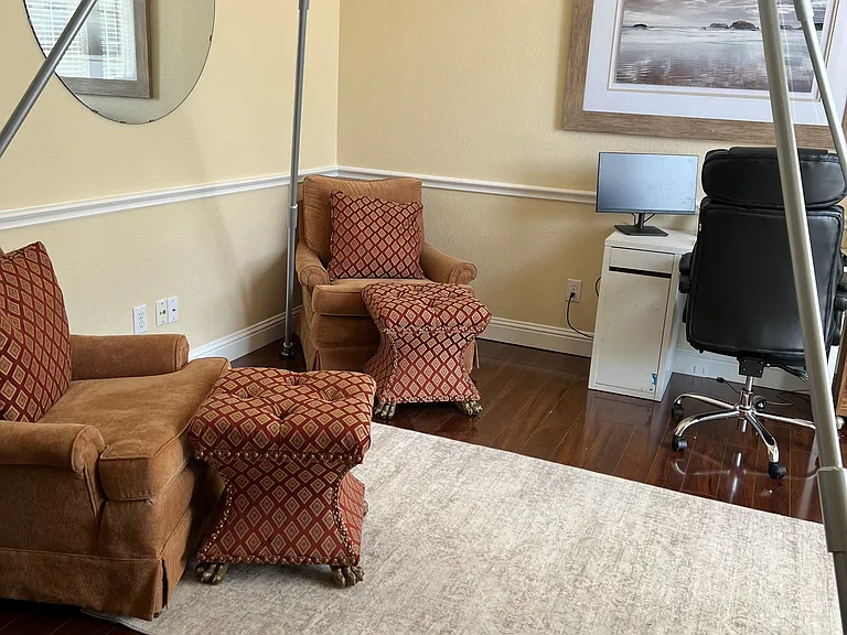 Yellowstone Ct — Photo 9