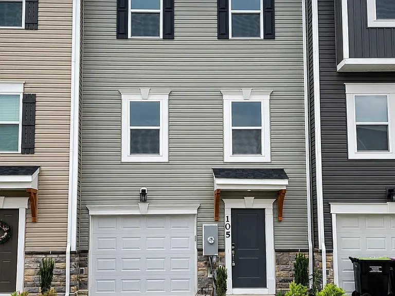105 Boonee Ct — Photo 1