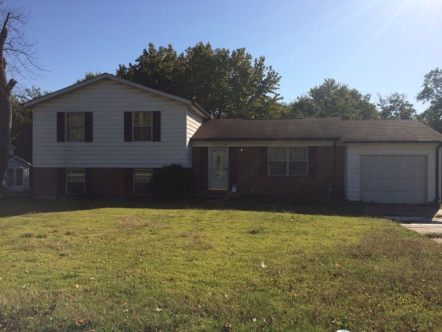 1st image of 10216 Toelle Ln