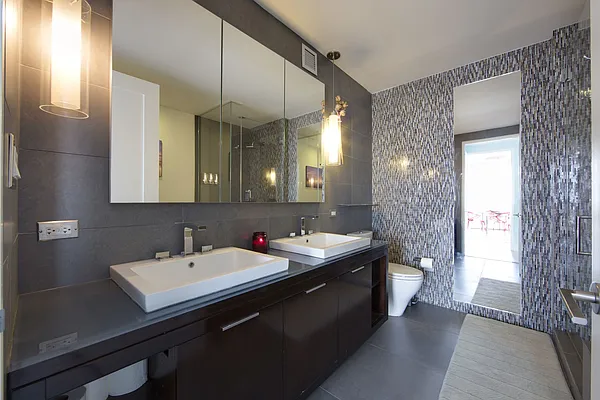 Rented by Compass | media 26