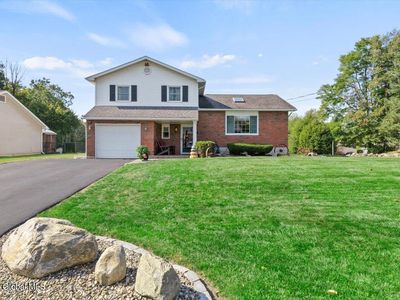 85 Fairlawn Drive, Latham, NY, 12110
