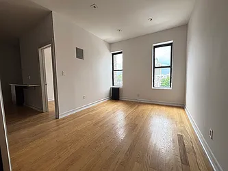 1087 Carroll Street, #B14