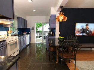 24 Hillside Ave, Tuxedo Park, NY 10987