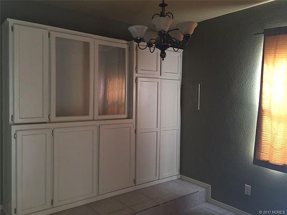 5th image of 319 Dogwood Dr