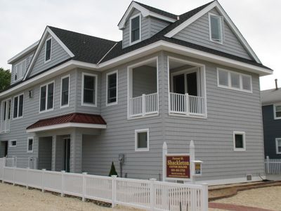 20 E 21st St, Brant Beach, NJ, 08008