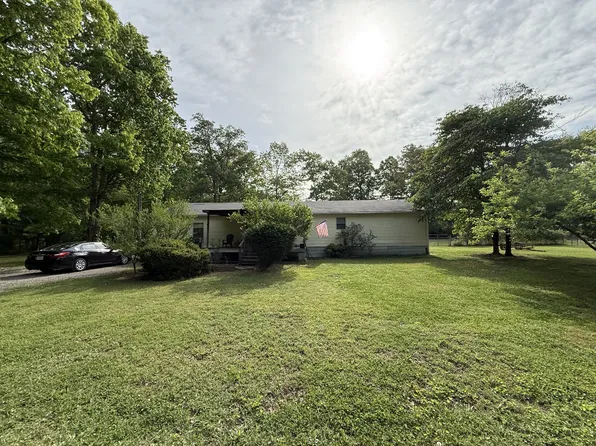 160 Oak Dr, Beechgrove, TN 37018