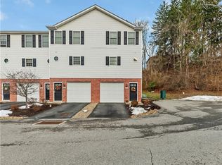 270 Creekview Ln, Oakdale, PA 15071