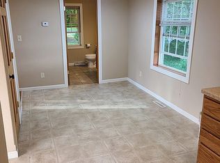 557 Hamilton St, Columbus, WI 53925