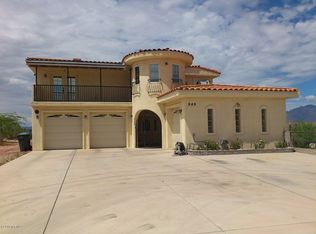 949 N Canyon Moonlight Pl, Tucson, AZ 85745