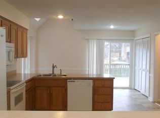 2720 N 103rd St, Kansas City, KS 66109