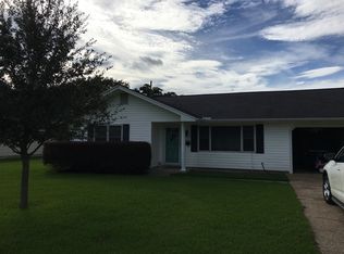 2302 12th St, Port Neches, TX 77651