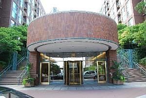 2nd image of 440 N McClurg Ct APT 315-S