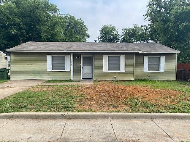 1st image of 1527 Arbor Ln