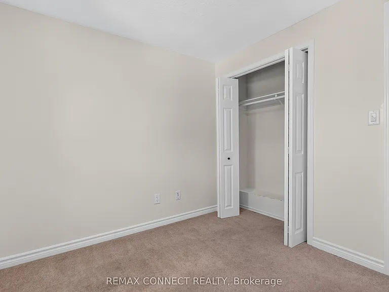 829 Cavan Ct — Photo 24