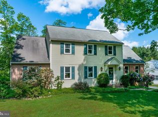 1216 Mill Mar Rd, Lancaster, PA 17601