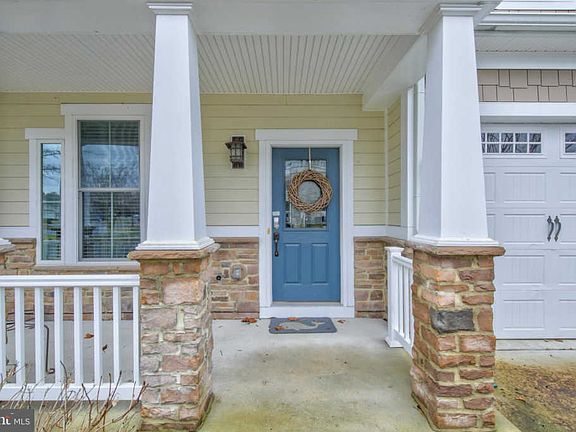 4th image of 11282 Signature Blvd