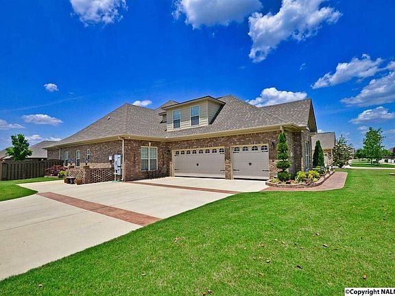 3rd image of 34 Forest Meadow Blvd