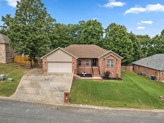 5th image of 22 Pecan Ln