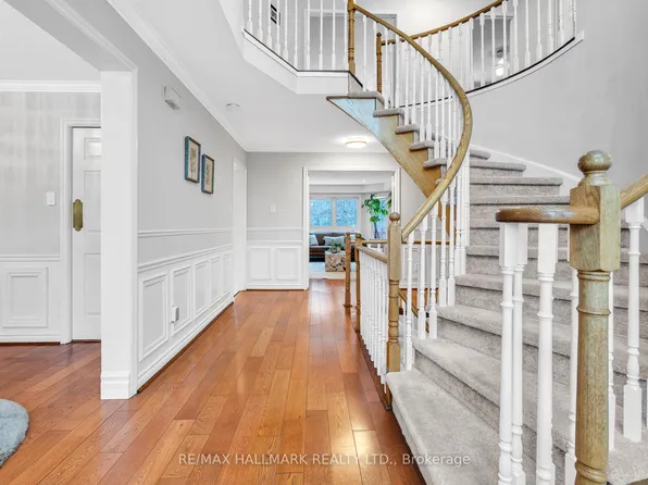 235 Kemano Rd, Aurora, ON L4G 4Z1