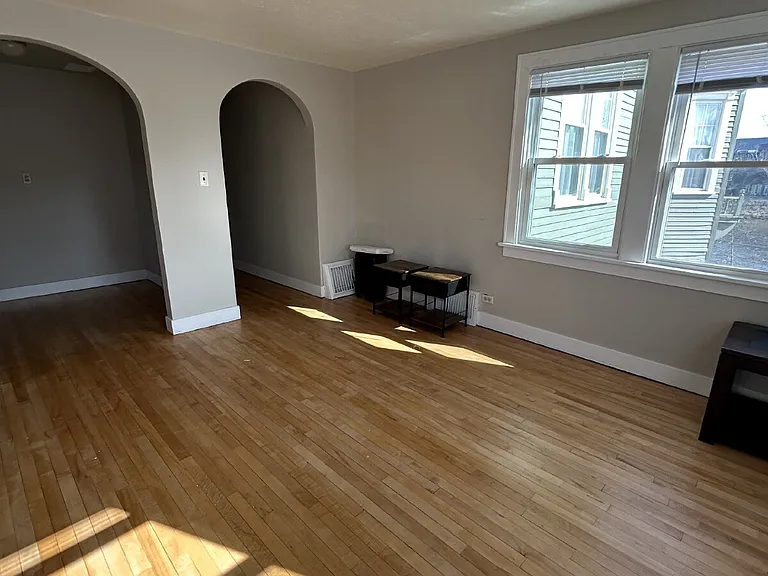107 Elizabeth St #4 — Photo 4
