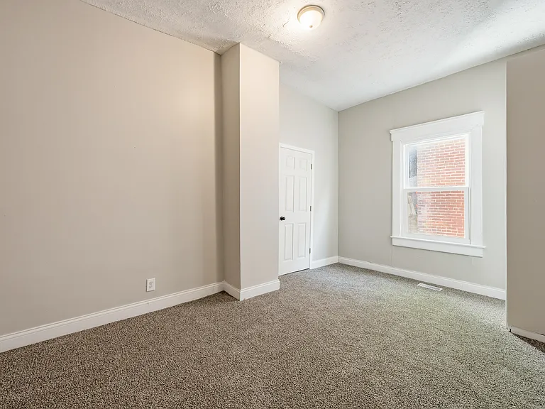 3rd Bedroom, 2nd Floor