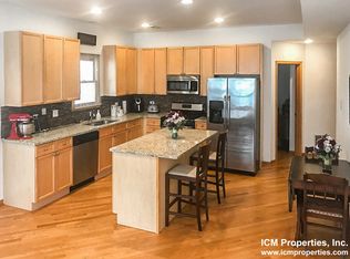 2708 N Wayne Ave #2, Chicago, IL 60614