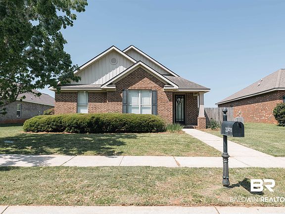 2nd image of 23821 Devonfield Ln