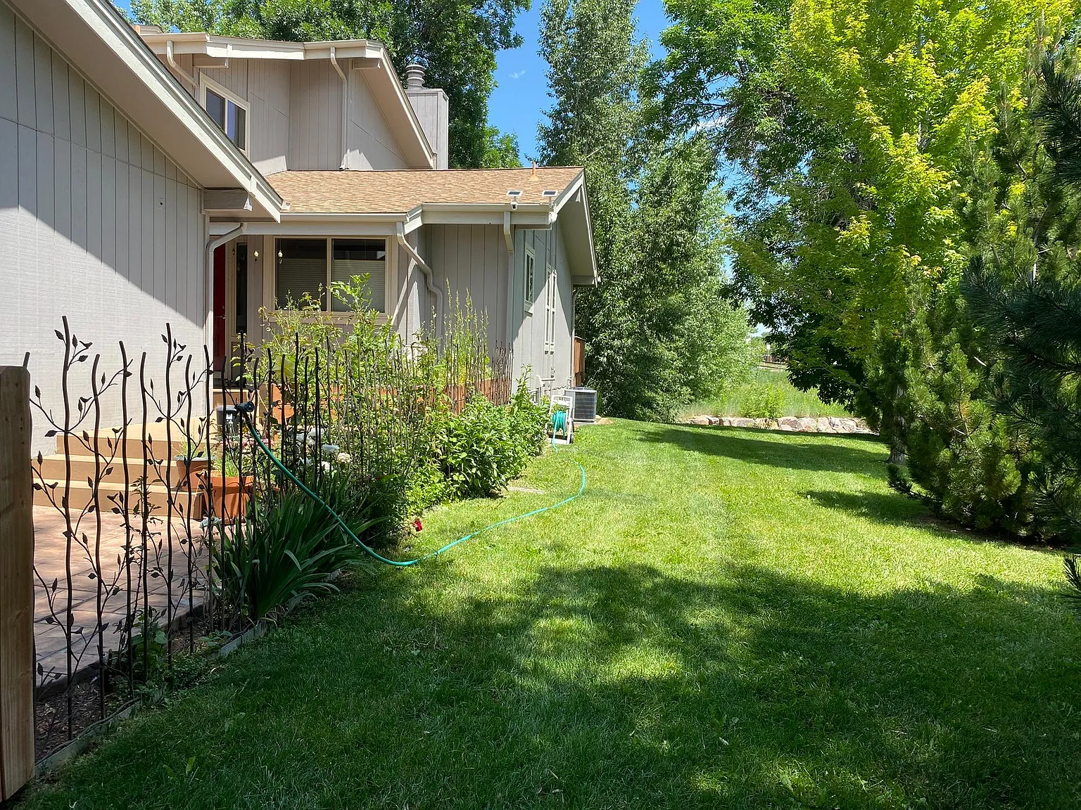 1 bed, 2562 sqft, $1,100 — Photo 4
