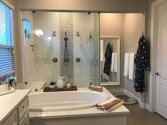 4th image of 3502 Paseo Mira Vis