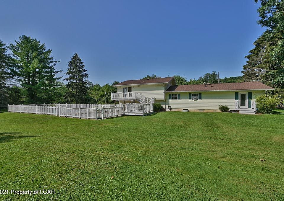 3143 Lower Demunds Rd, Dallas, PA 18612 Zillow