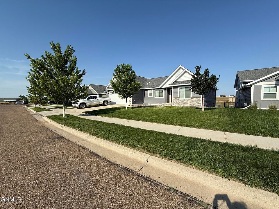 1st image of 1500 Meadowlark Court