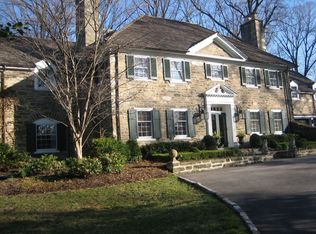 1221 Ridgewood Rd, Bryn Mawr, PA 19010