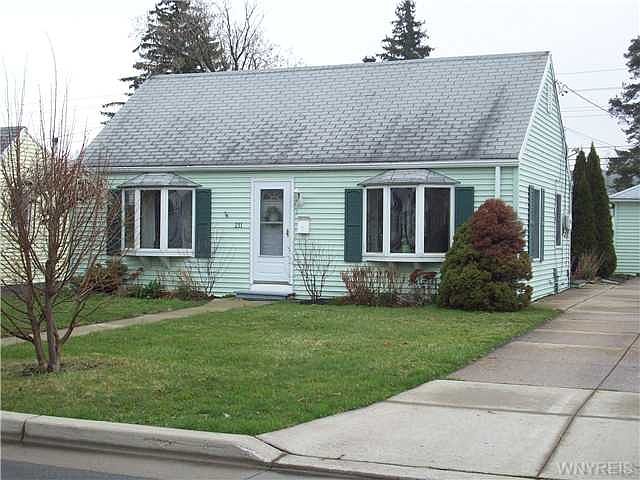 1st image of 211 Knox Ave