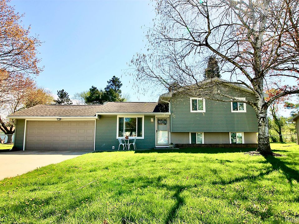 1st image of 5403 Mancelona Dr