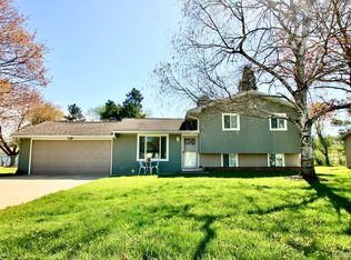 5403 Mancelona Dr, Grand Blanc, MI 48439