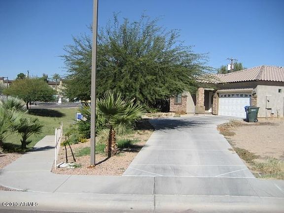 3rd image of 7129 N 27th Ln