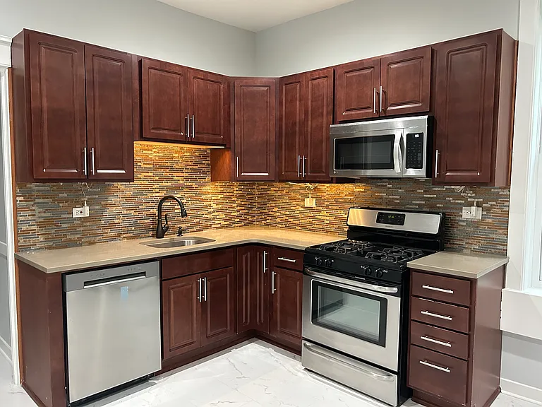 1263 W Thorndale Ave #1 — Photo 4