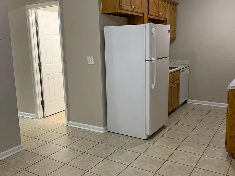 2036 Edgewood Dr #2 — Photo 10
