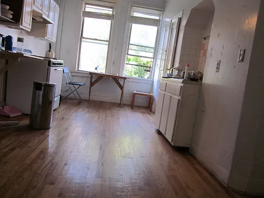 Rented by Empire One Realty | media 4