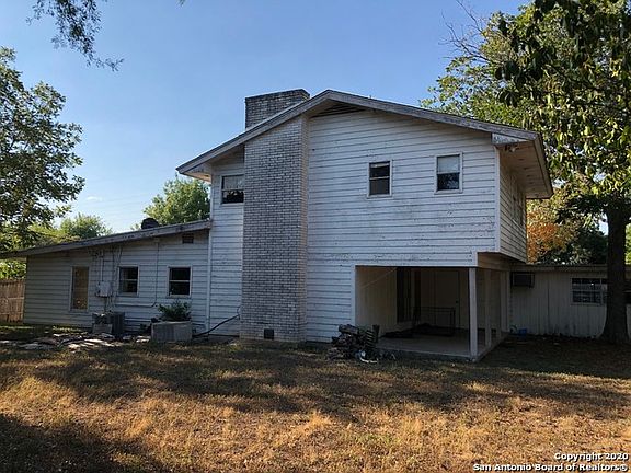 4th image of 215 Cicero Dr