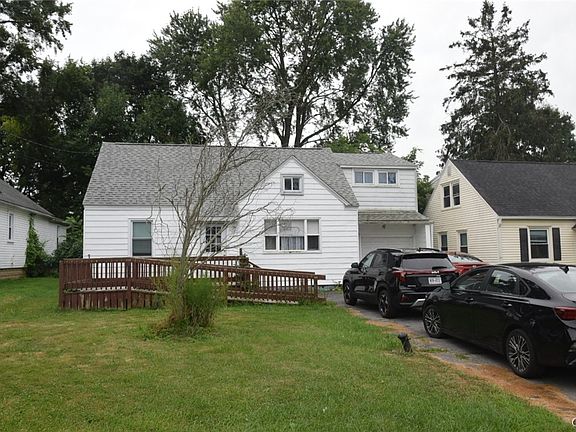 2nd image of 317 Leonard St