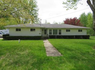 8220 Leona Dr, Mount Pleasant, MI