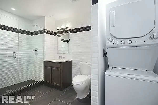 Rented by REAL New York | media 8