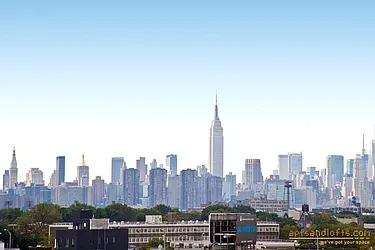 Sold by aptsandlofts.com