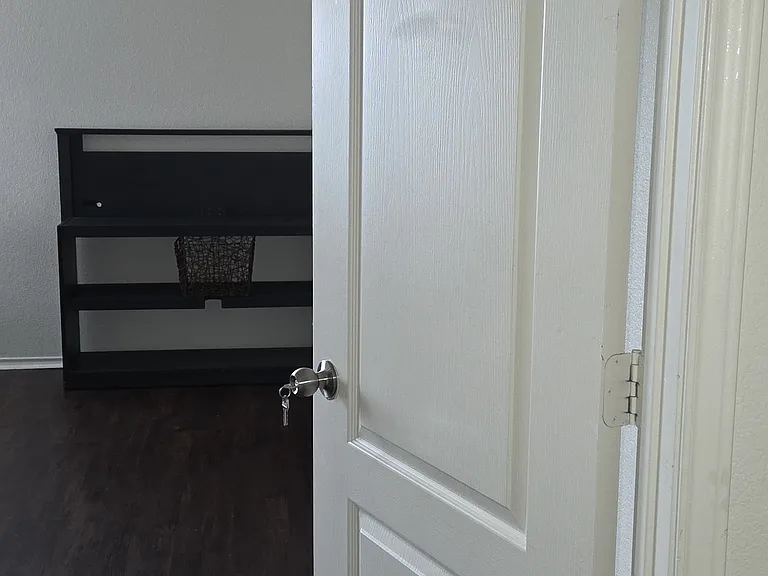 Second Floor - Room #2 with Queen size bed